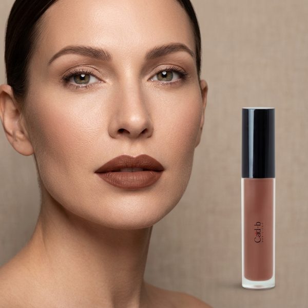 Lip Gloss Hot Chocolate – Hydrating Sheer Brown Lip Gloss with High Shine & Shimmer Finish – Vegan, Paraben-Free | CAD B | LG25
